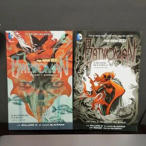 DC Comics Batwoman The New 52 Graphic Novel Volume 1 & 2 Comic Book